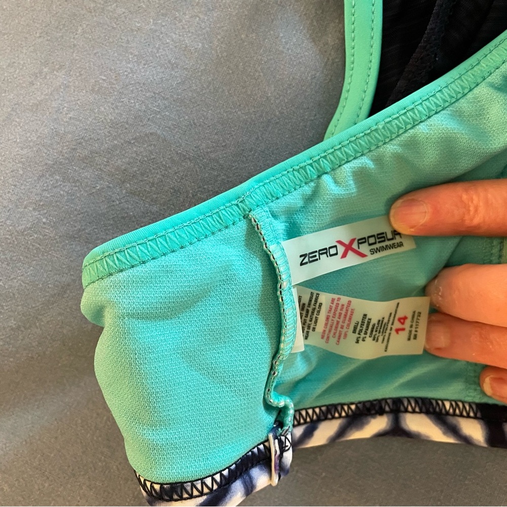 Zero Xposur Women’s Navy and Teal Swim Tankini Top size 14 - Picture 9 of 9